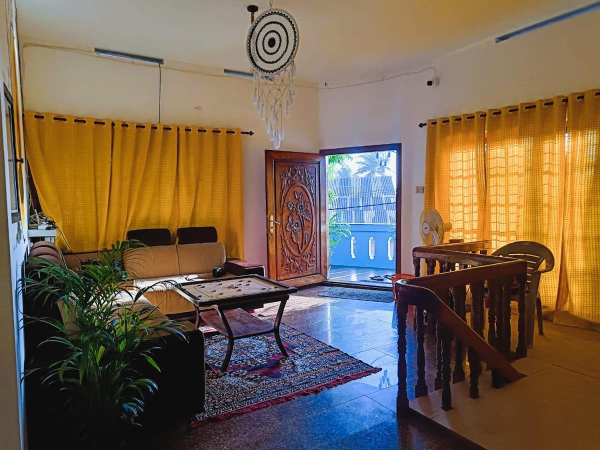 Surf N Sea Hotel Thiruvananthapuram Exterior photo